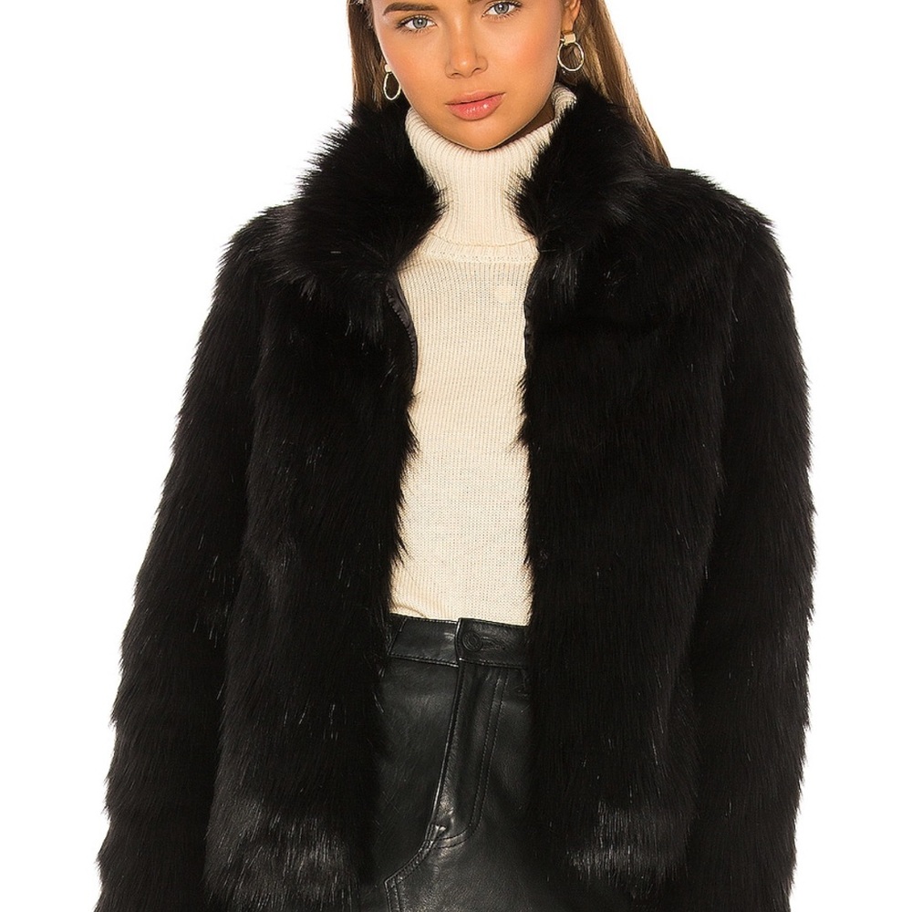 NWT Unreal Fur Unreal Faux Fur Delish Jacket Black Small